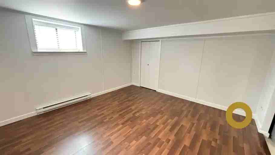 991 29th Ave E - Photo 3 of 11