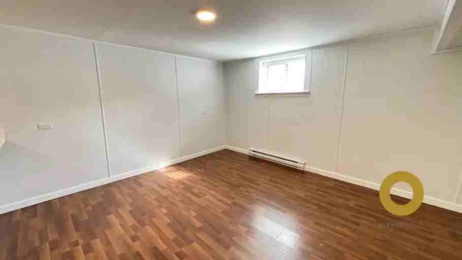 991 29th Ave E - Photo 6 of 11