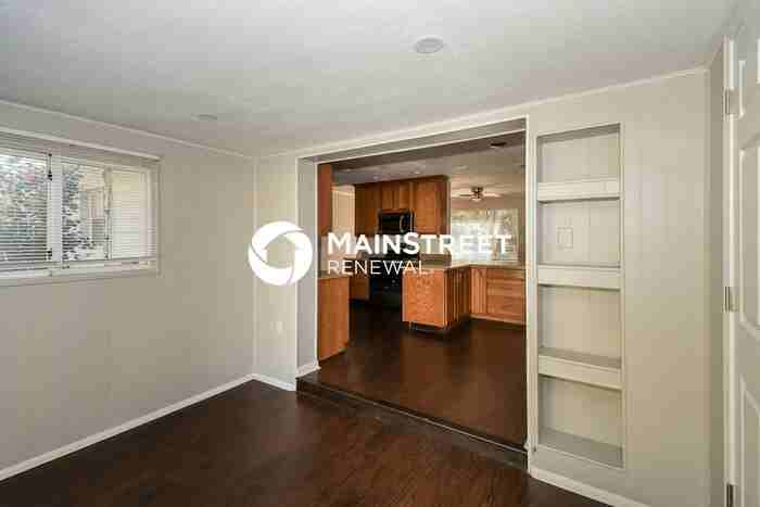 2248 Patou Dr - Photo 7 of 16