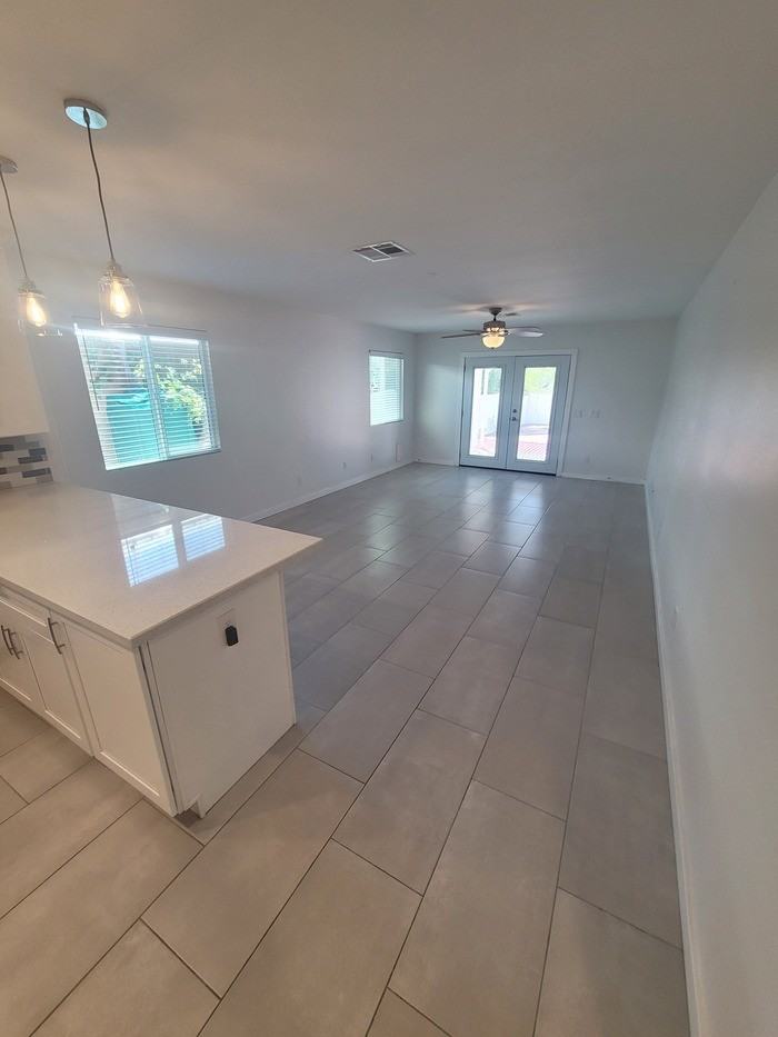 1225 E Cholla St - Photo 5 of 17