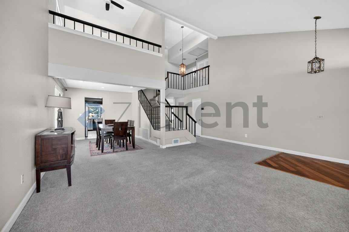 1665 Hawk Ridge Pl - Photo 2 of 26