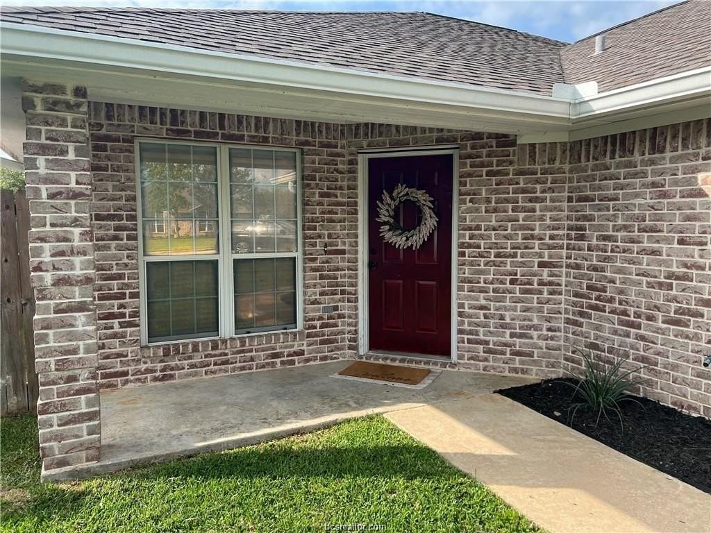 1009 Crepe Myrtle Ct - Photo 3 of 23