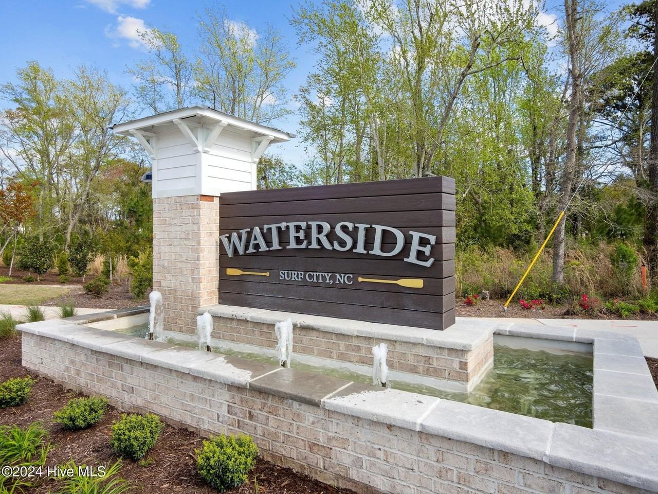 338 Edgewater Way - Photo 4 of 43