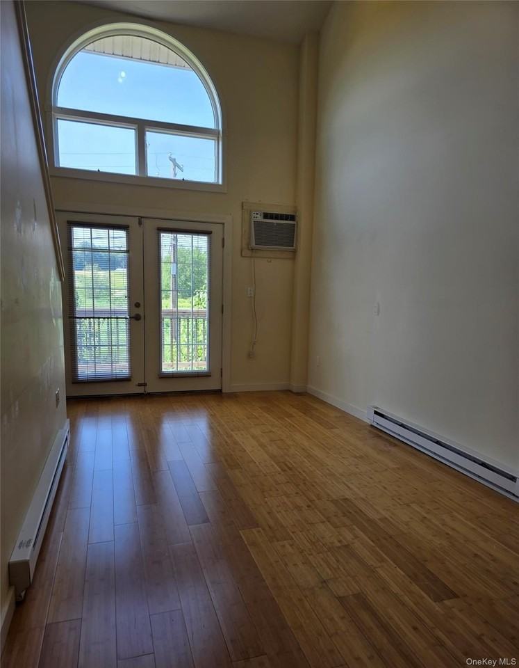 231 Reynolds Rd Apt 9 - Photo 2 of 15