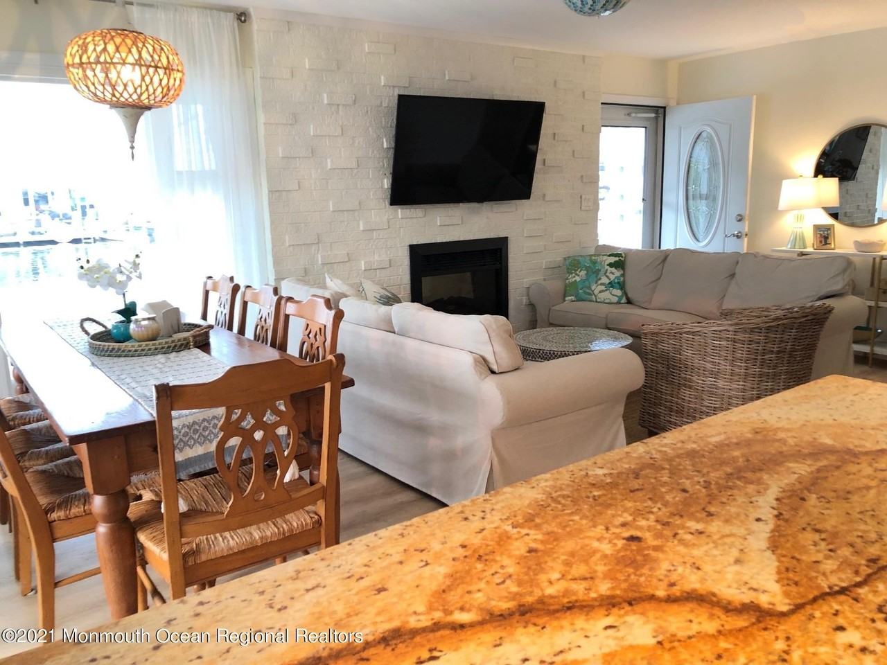 362 Venice Dr - Photo 6 of 13