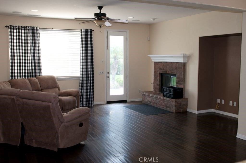 7810 Serenity Falls Rd - Photo 3 of 29