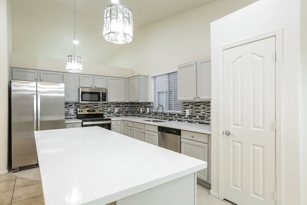 2904 W Sunland Ave - Photo 6 of 16