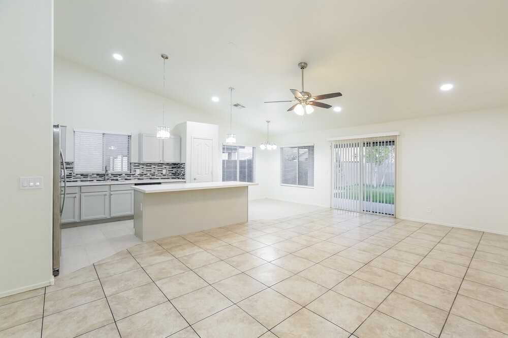 2904 W Sunland Ave - Photo 7 of 16