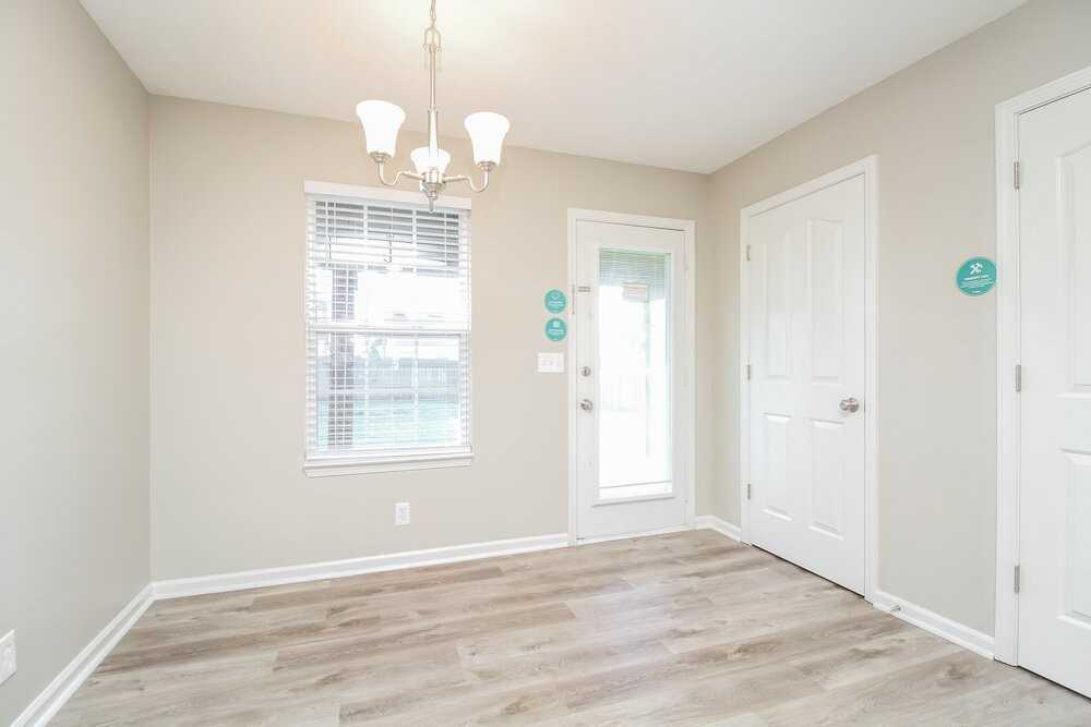 2644 Dakota Way - Photo 6 of 16