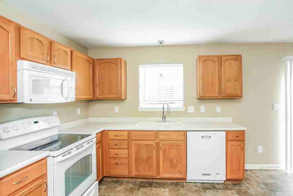 19516 Prairie Crossing Dr - Photo 7 of 17