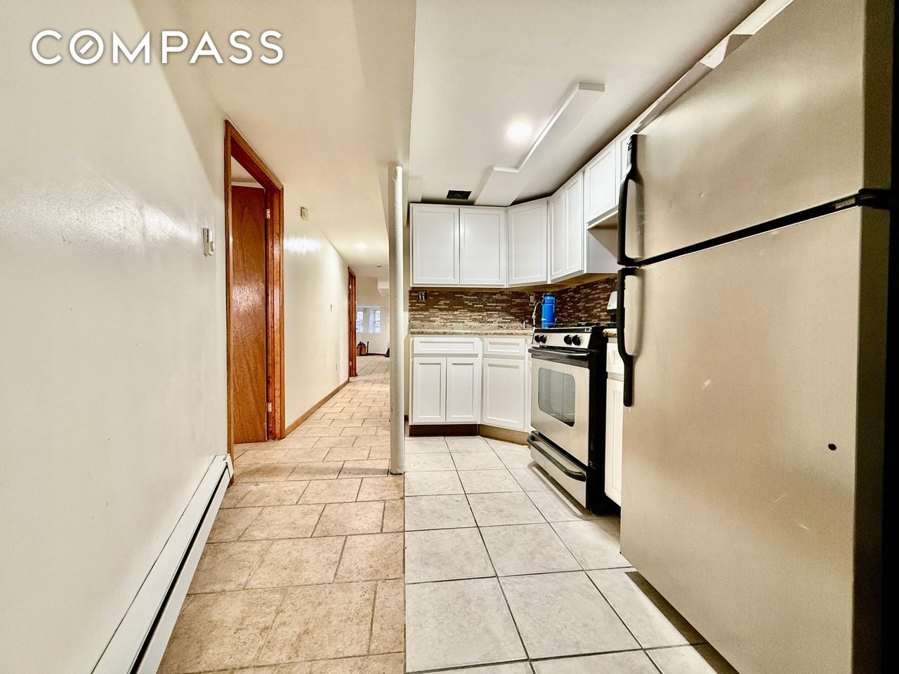 1015 Lincoln Pl #1 - Photo 5 of 7