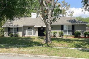 featured image of 10411 Myakka Dr
