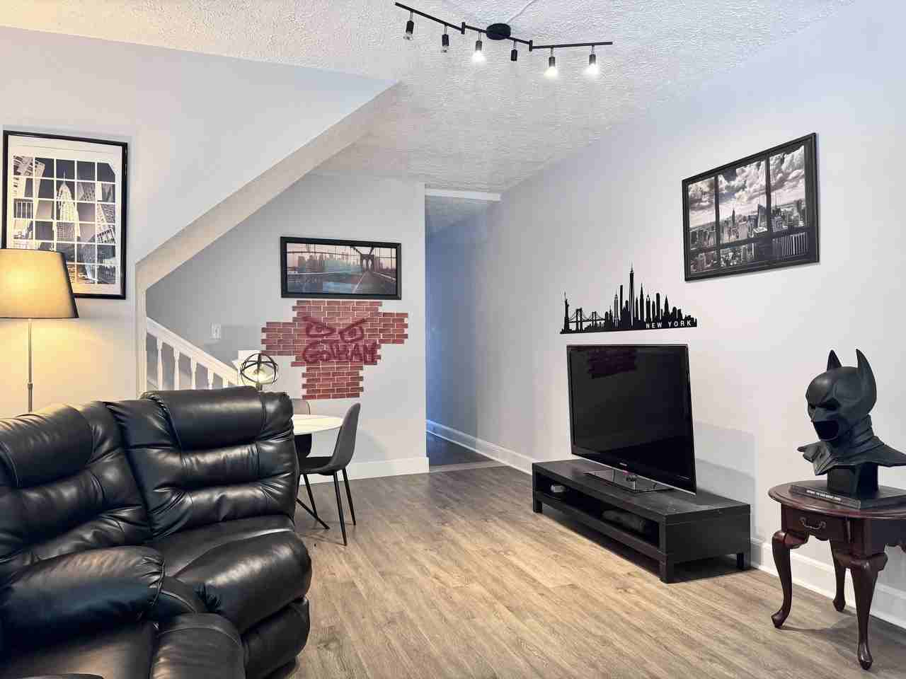 2720 Maryland Avenue - 101Maryland 3 #101 - Photo 5 of 12