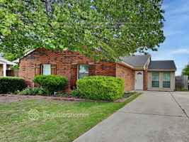 featured image of 4522 Nervin St