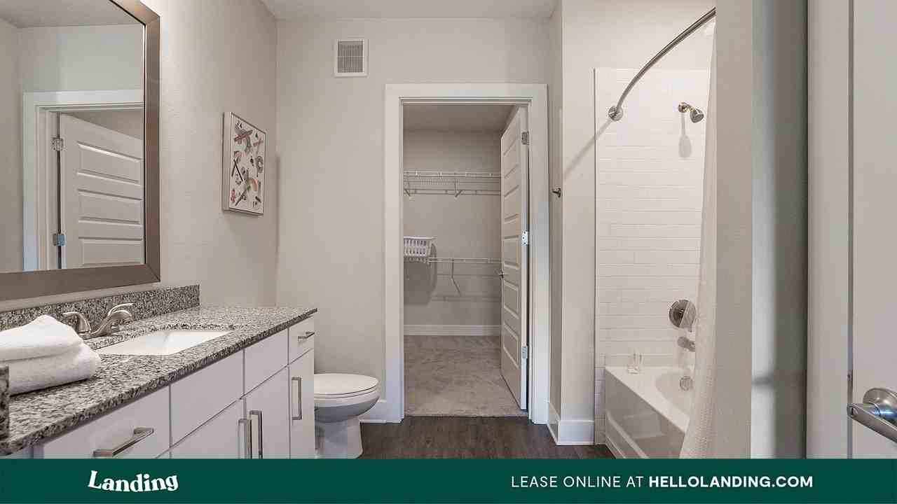 14807 Woodland hills dr - Photo 2 of 50