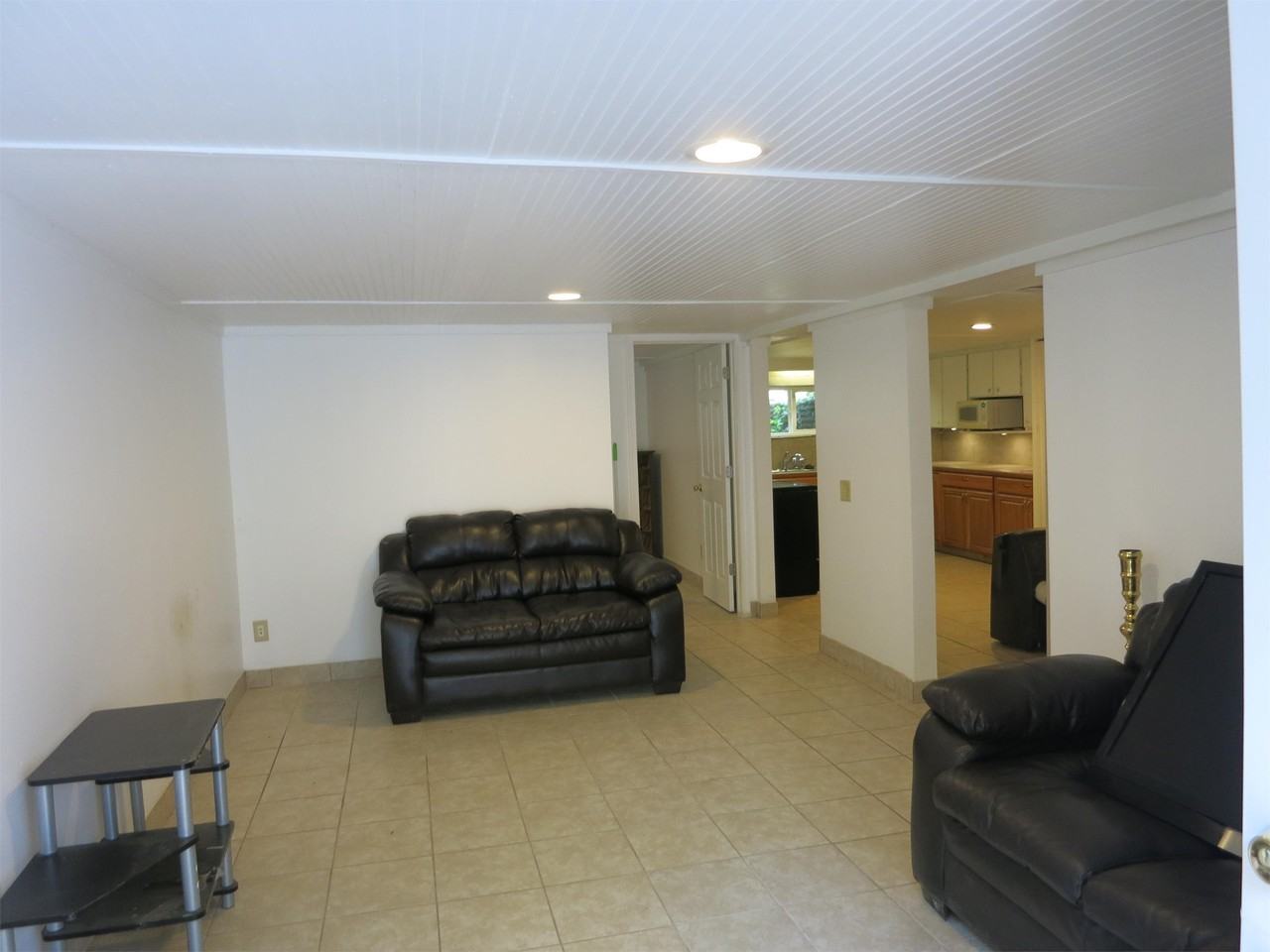 802 5th St Sw #B - Photo 6 of 15