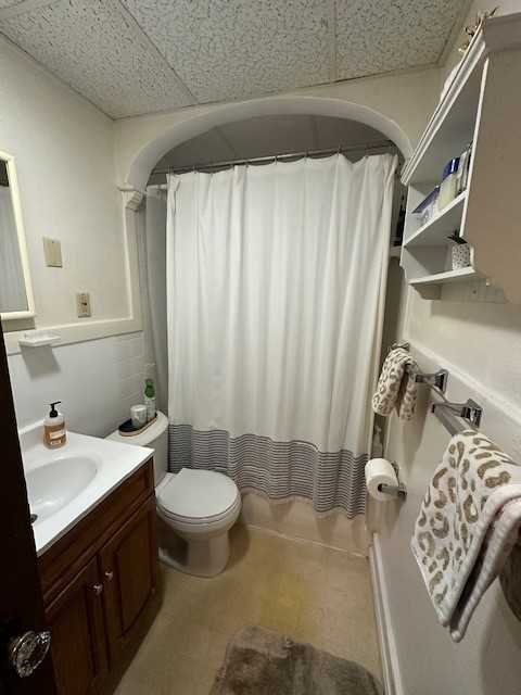 421 Schuyler St #1stFL - Photo 6 of 12