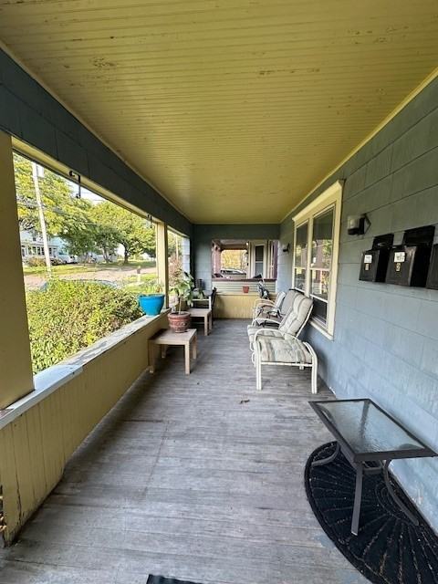 421 Schuyler St #1stFL - Photo 7 of 12