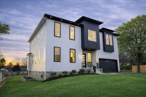 featured image of 2613 Beacon Hill Rd