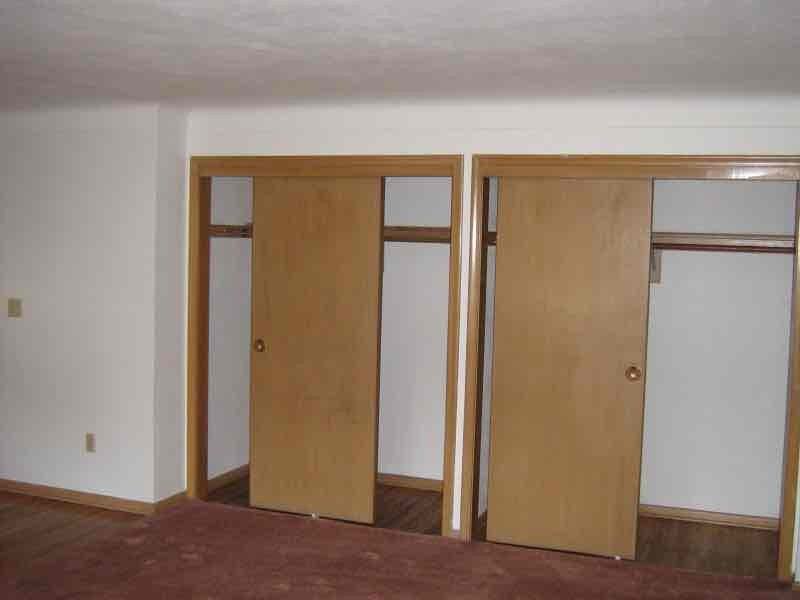 903 Oakdale Ave - Photo 3 of 9