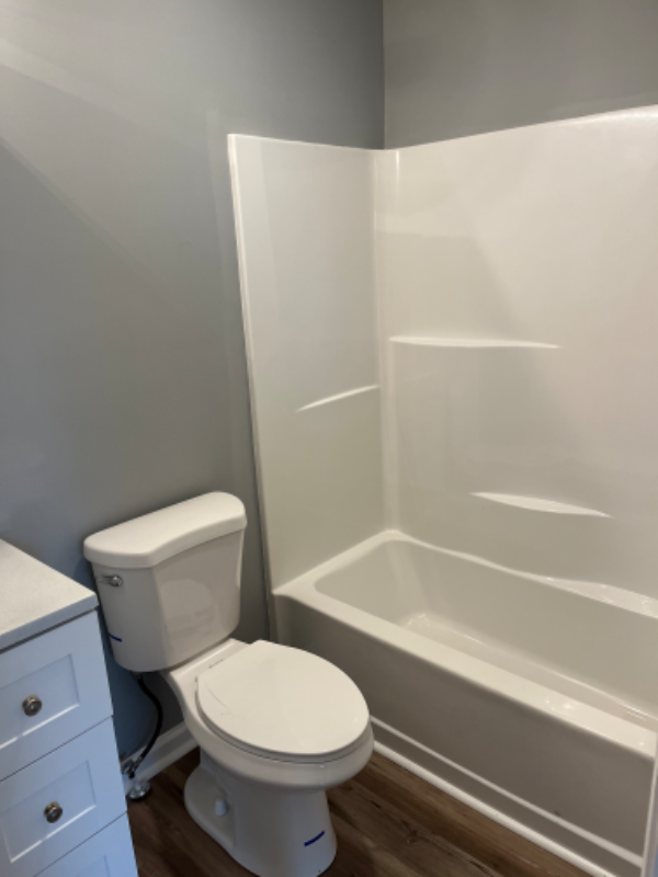 1134 Simpson St - Photo 6 of 12