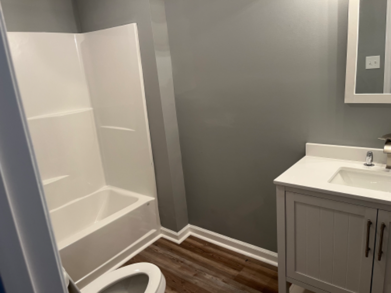 1134 Simpson St - Photo 7 of 12