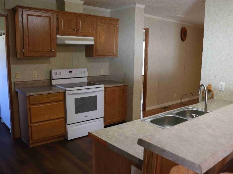 259 Kings Cir - Photo 3 of 15