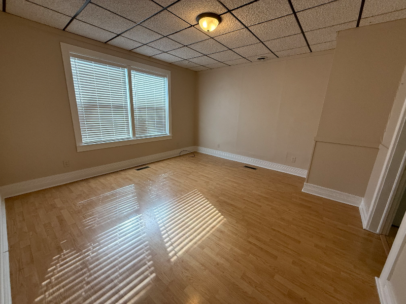 610 S Blanchard St - Photo 7 of 18