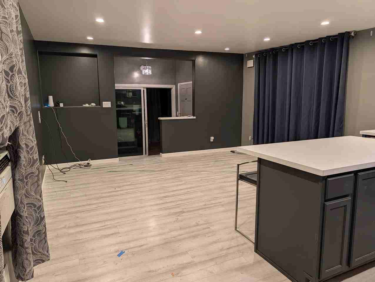 9834 Lawlor St - Photo 6 of 20