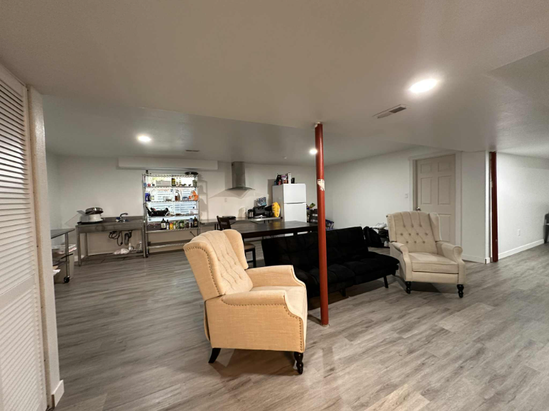 11610 Cranston Dr - Photo 4 of 10