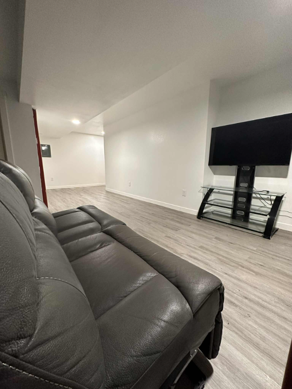 11610 Cranston Dr - Photo 6 of 10