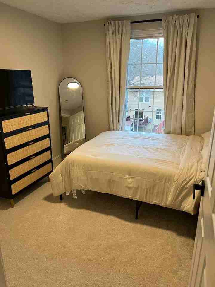 442 Shady Glen Dr - Photo 3 of 20