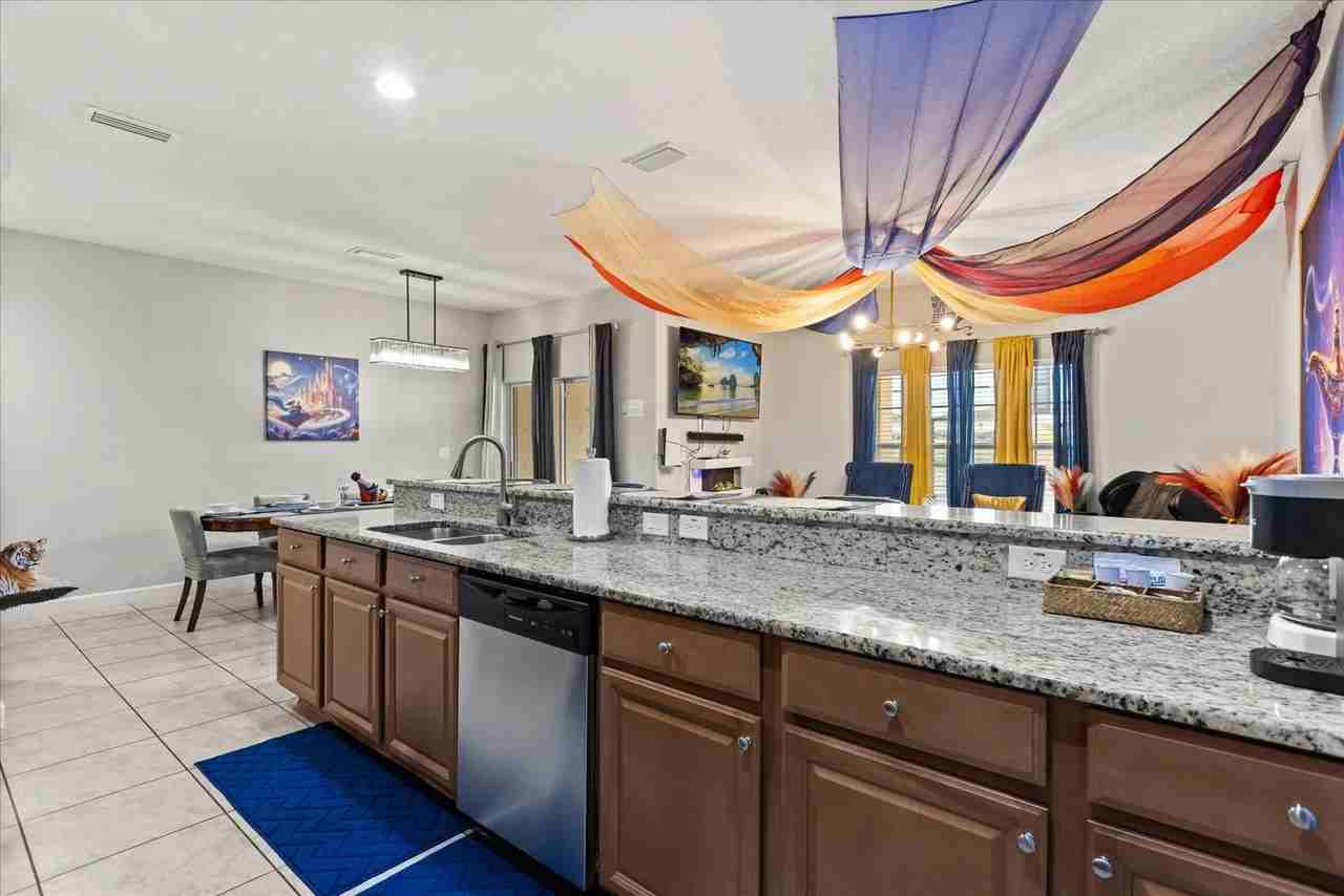 8857 Candy Palm Rd - Photo 5 of 20