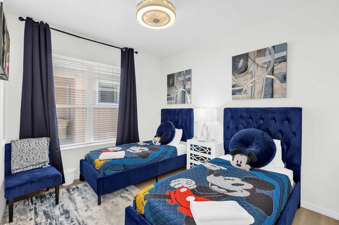 2908 Sunset Lakes Blvd - Photo 7 of 20