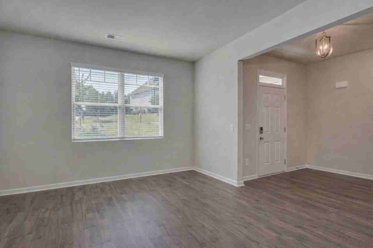 5421 Victoria Fls - Photo 2 of 16