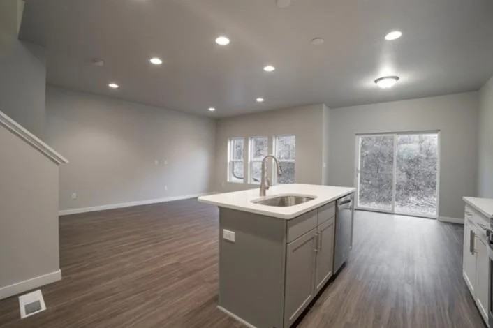 5006 N Marble Fox Way - Photo 3 of 14