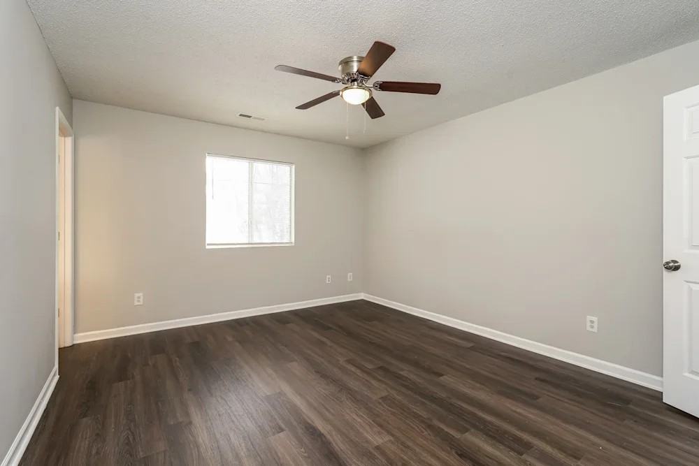 1622 Cranberry Hill Ln - Photo 4 of 10