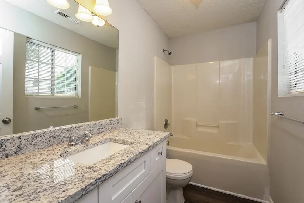 1622 Cranberry Hill Ln - Photo 6 of 10