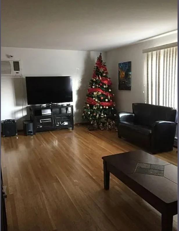 21 Rose St #2 - Photo 2 of 6