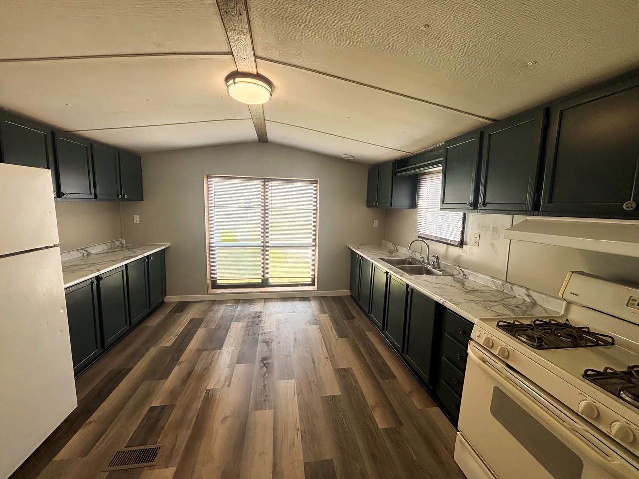 508 Timber Ridge Ln - Photo 2 of 8