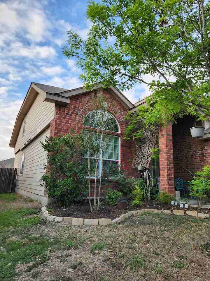 9631 Common Law - Photo 2 of 3