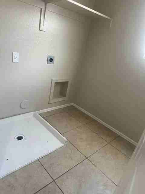 1518 Waterwheel Dr - Photo 2 of 10