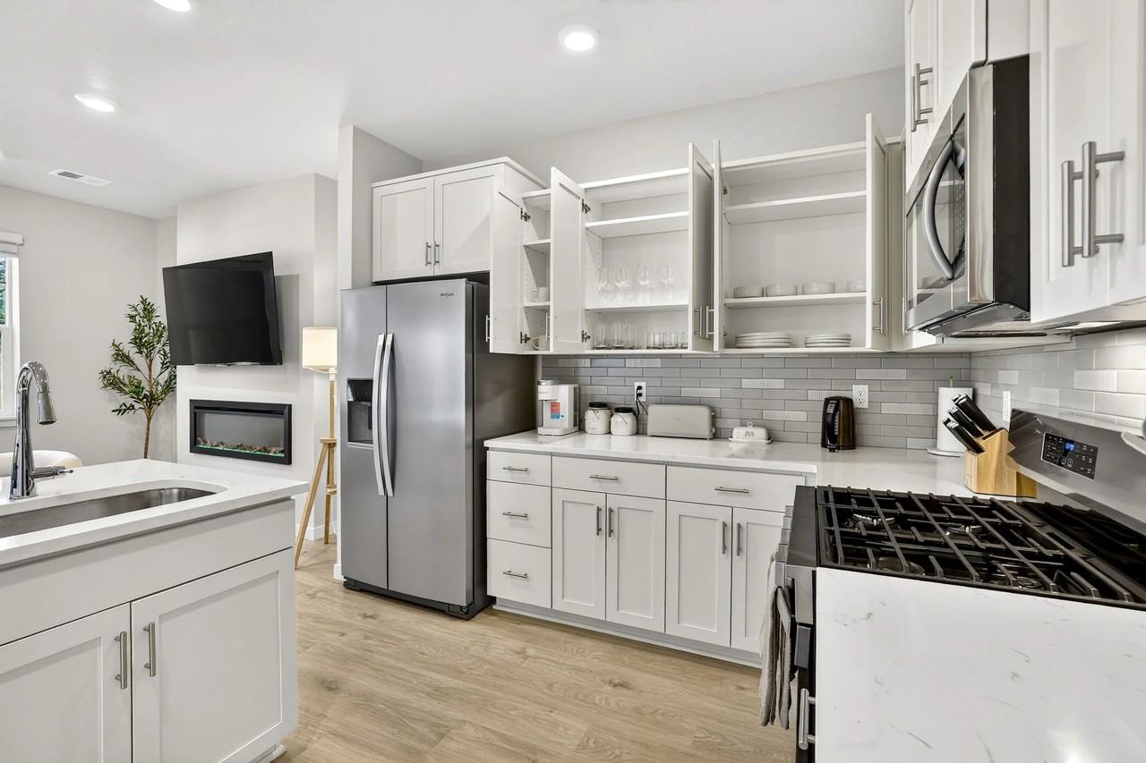 6497 Se Nasha St - Photo 3 of 19