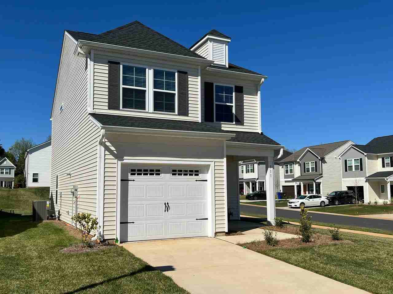 511 Raspberry Hill Rd - Photo 2 of 21