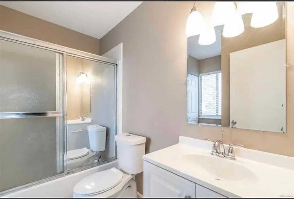 13639 E Yale Ave #A - Photo 7 of 9