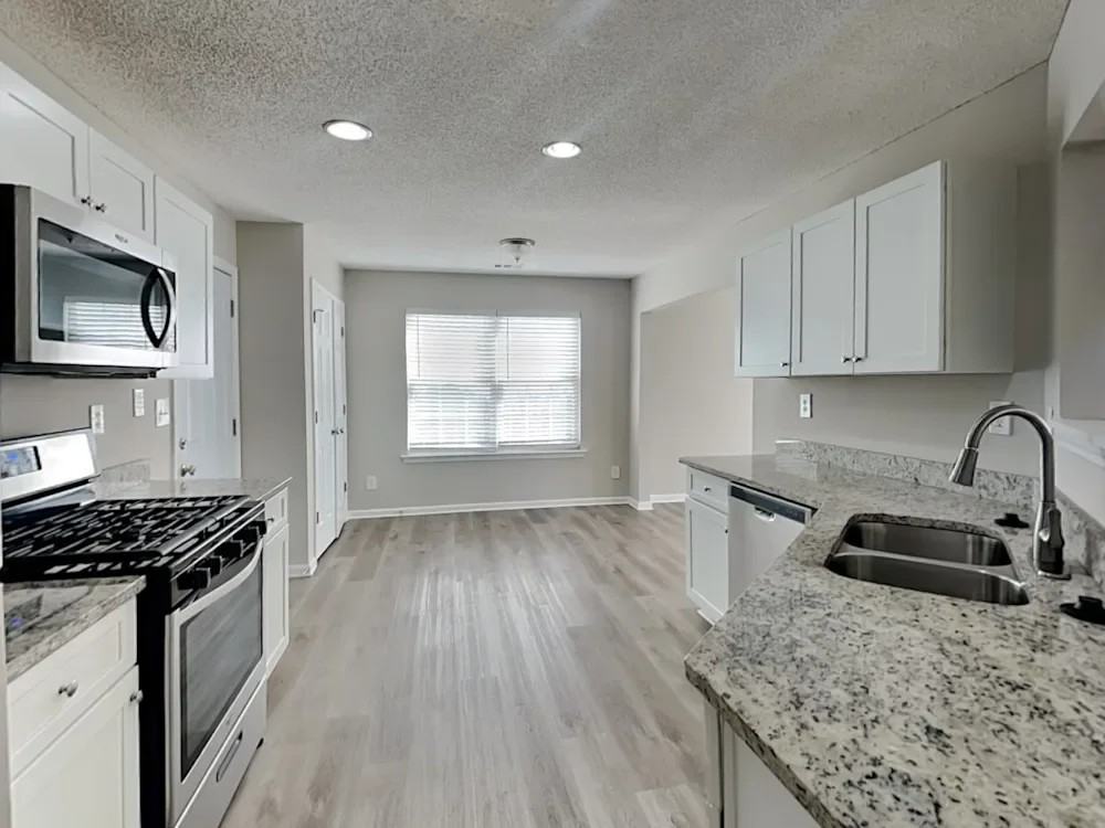 3503 Devon Chase Rd - Photo 3 of 10