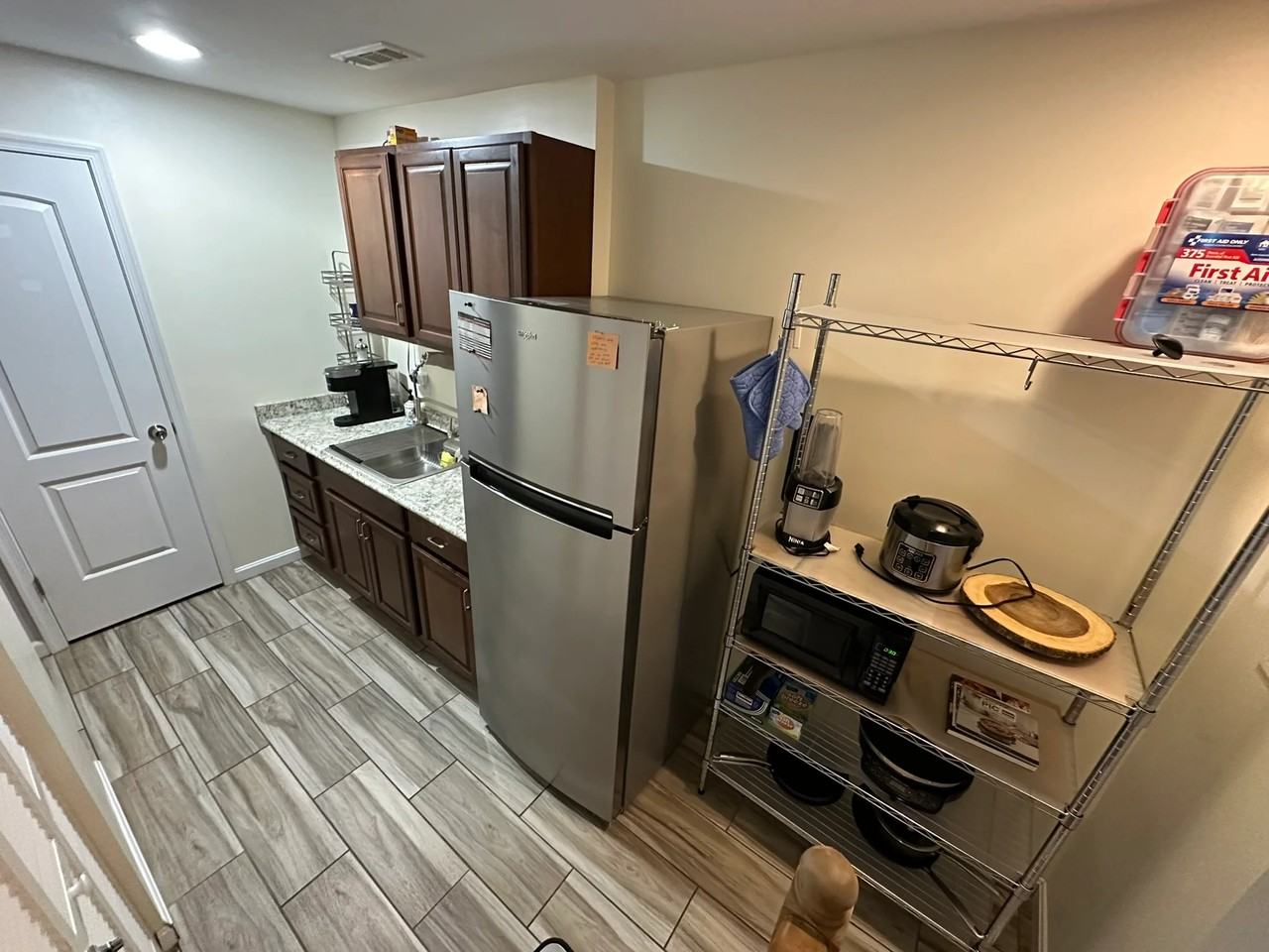 6390 Eighth Cir - Photo 4 of 11