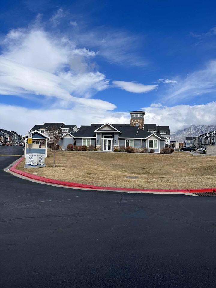 N Vineyard Rd #692 - Photo 3 of 3