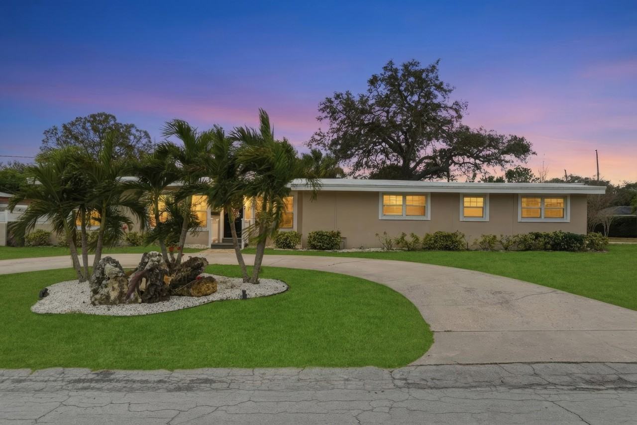 327 Sunny Ln #NA - Photo 2 of 30