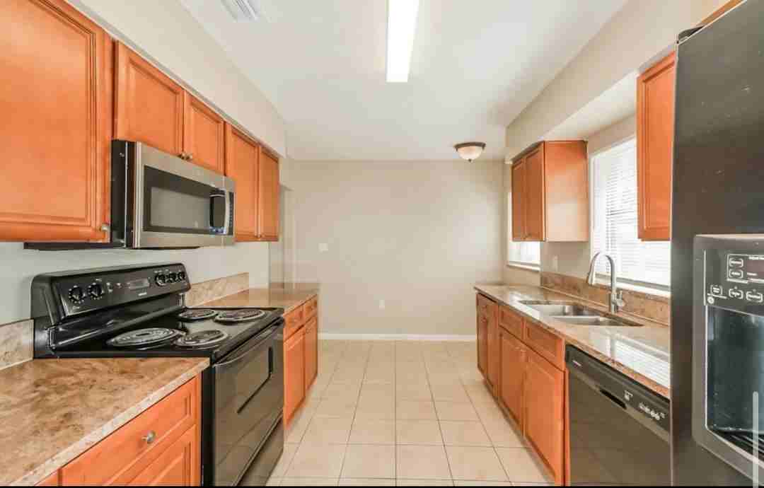 109 Ridge Ct #NA - Photo 2 of 8